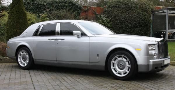 Rolls-Royce-Phantom-Silver.jpg
