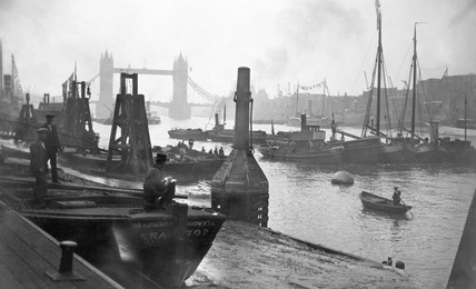 Thames 1930.jpg