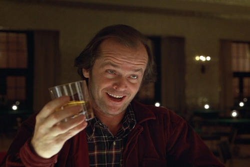 Jack-Nicholson-O-Iluminado-bar.jpg.7947587387f4579c60bd0fb1c9e5af6b.jpg