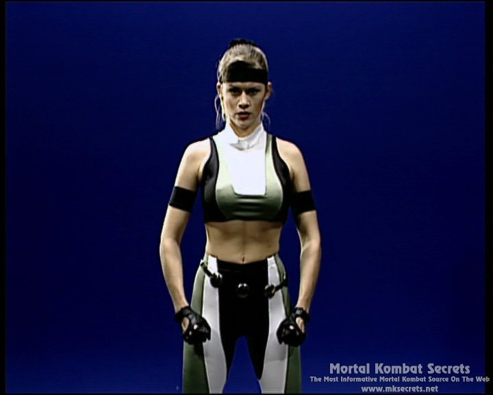 MK-3-Shoot-With-Kerri-Hoskins-sonya-blade-17686755-720-576.jpg.8aafb8c367252ee65bb36dfa1e7de9a7.jpg