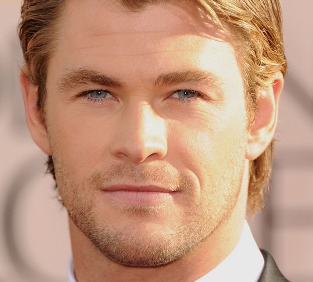 muzhchiny-chris-hemsworth-vzglyad-921636.jpg.8f7f72d74d972171a79b446f76fe01f0.jpg