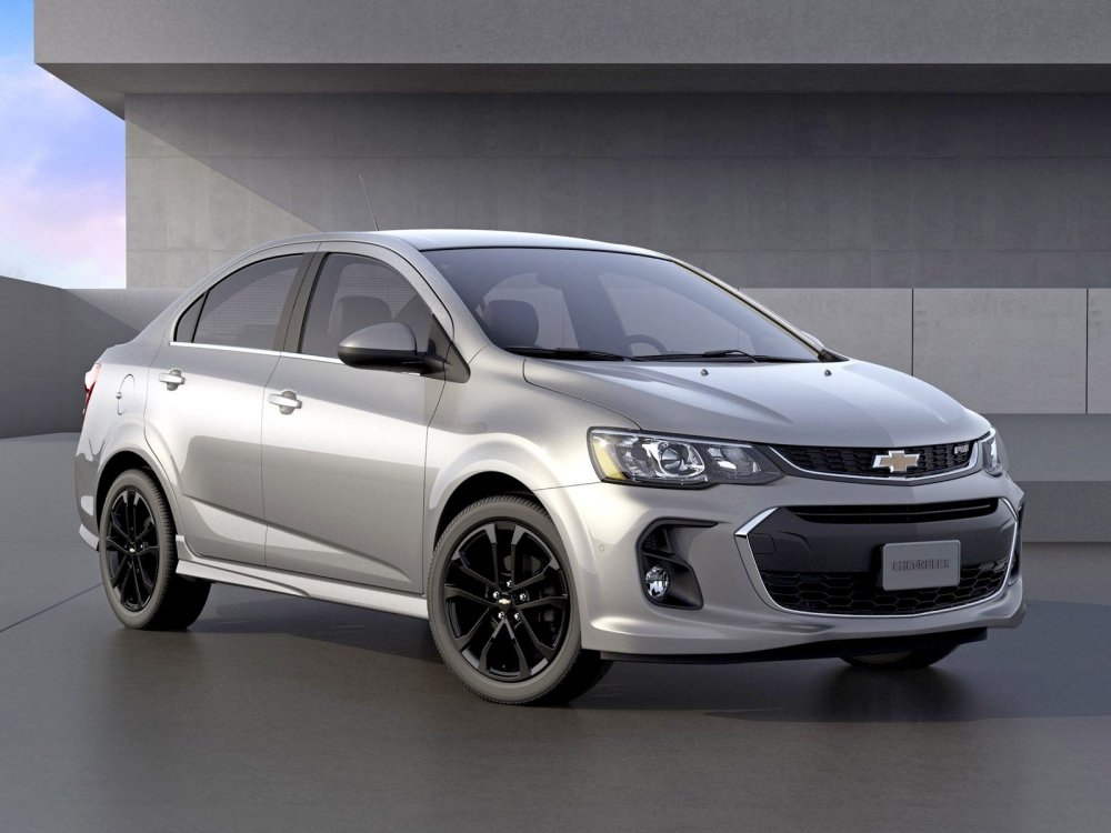 2018-chevrolet-sonic-007.thumb.jpg.291b5c25b6e0eff75a003dde4428d215.jpg