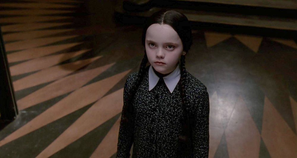 addams-family-wednesday.thumb.jpg.1fca421e31441cddb2fa81dd2d1a8d36.jpg