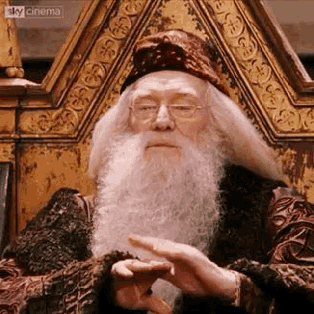 dumbledore-clapping.gif.9e4174ddffa7a84f27a9bc3e070fecf1.gif