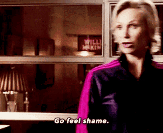 glee-sue-sylvester.gif.078f518e7d9d93e18d30ed63219df246.gif