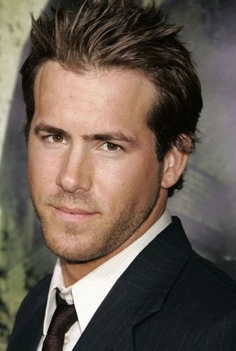 kinopoisk.ru-Ryan-Reynolds-297241.jpg