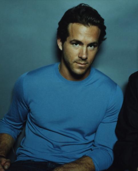 kinopoisk.ru-Ryan-Reynolds-733283.jpg