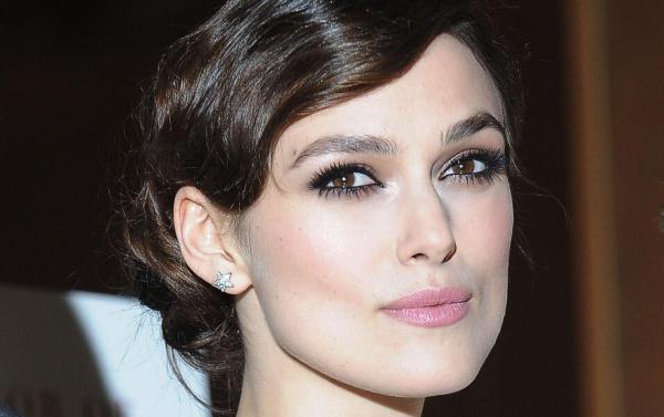 1328123365_privately_su_keira-knightley-10.jpg